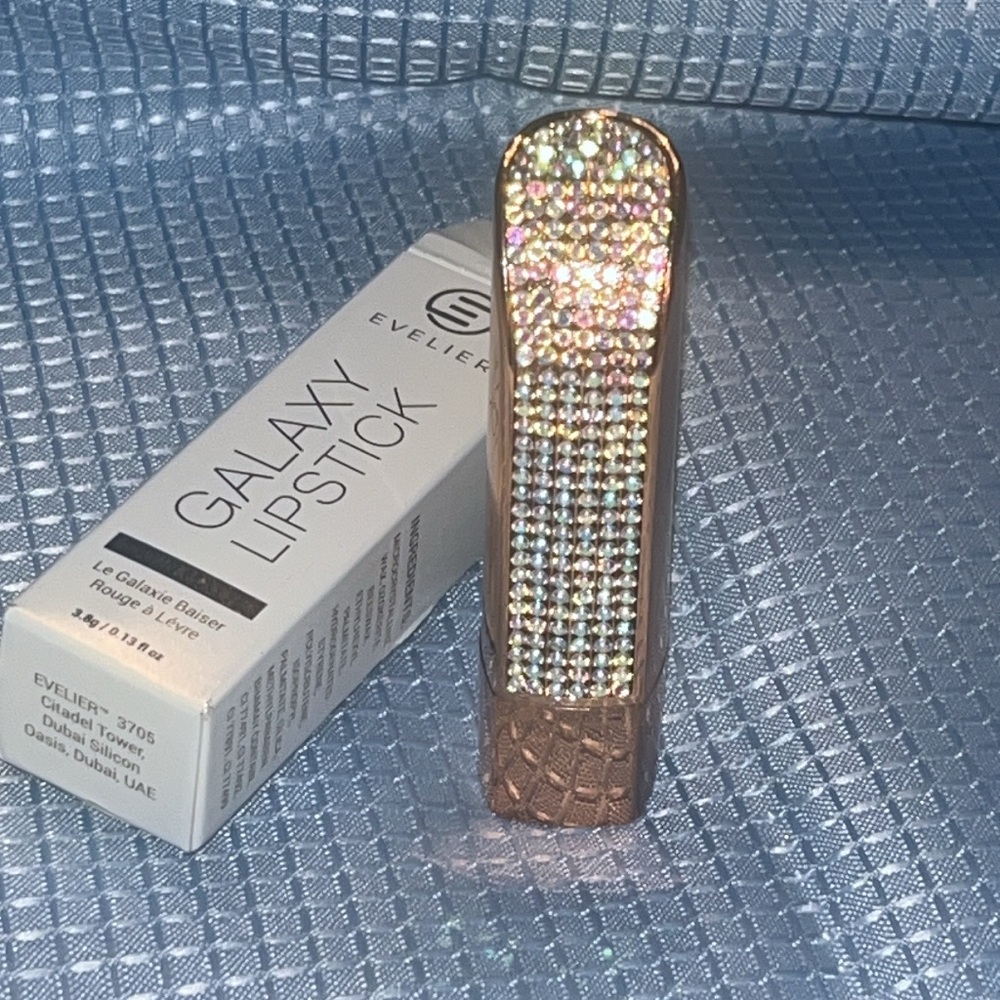Galaxy lipstick satin matte galaxy red gorgeous new sparkly case NIB